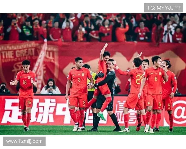 世界杯荣耀之路:从赛场拼搏到全球狂欢的精彩瞬间 世界杯荣耀之路:从赛场拼搏到全球狂欢的精彩瞬间