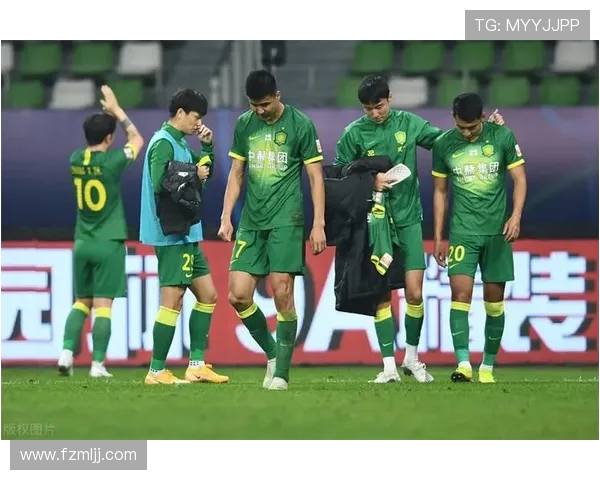 北京国安迎强敌鏖战绿茵赛场力争胜利展现首都足球荣耀 北京国安迎强敌鏖战绿茵赛场力争胜利展现首都足球荣耀