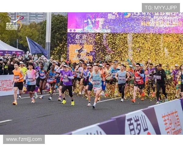 南京城市马拉松点评聚焦滑板队员个人能力的精彩表现与竞技精神 南京城市马拉松点评聚焦滑板队员个人能力的精彩表现与竞技精神