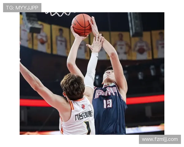 广东宏远迎战强敌，全力争夺CBA总冠军荣耀，赛前分析与看点详解